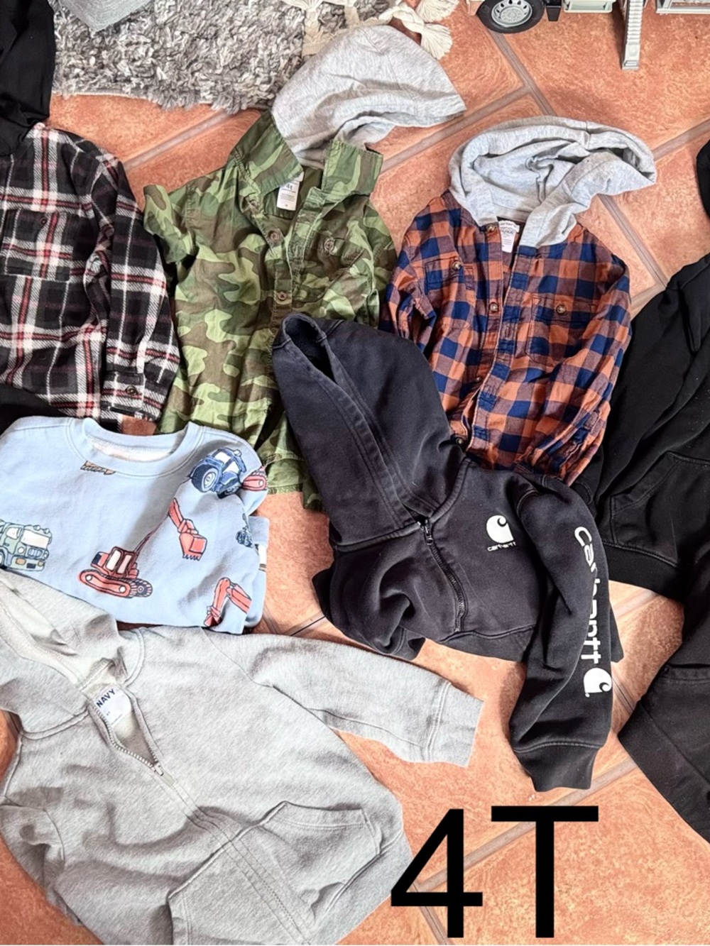 4T sweatshirts (9)